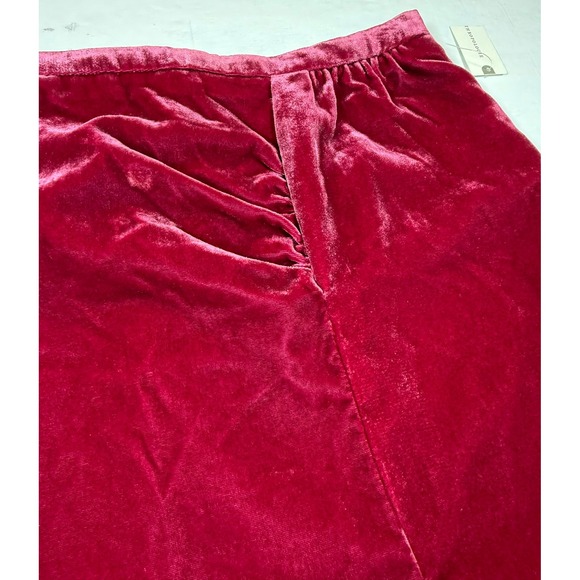 Anthropologie Montie Velvet Ruched Skirt in Red Wine Cranberry Size 8 - Picture 7 of 12